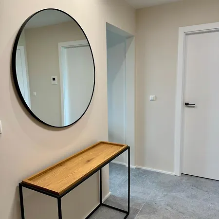 Apartament By The River In *